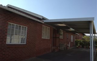 3 Bedroom Simplex in Allandale