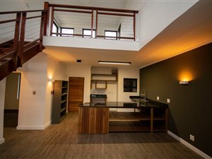 2 Bed Apartment in Palm Lakes Estate