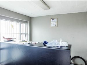 375 m² Commercial space in Pinetown Central