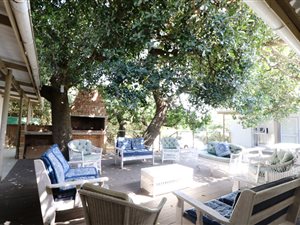 7 Bedroom House in Kasouga