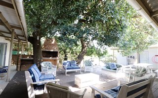 7 Bedroom House in Kasouga