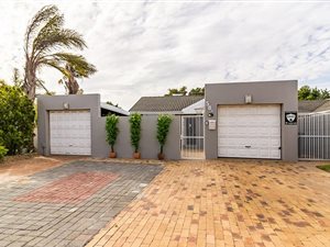 3 Bed House in Goedemoed