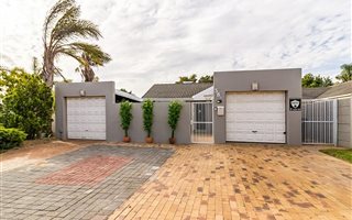 3 Bedroom House in Goedemoed