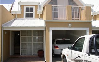 2 Bedroom Townhouse in West Acres