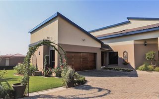 3 Bedroom House in Bendor