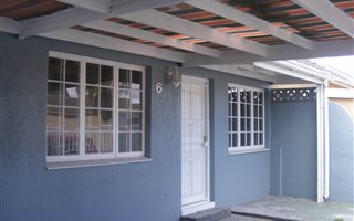 4 Bedroom House in Muizenberg