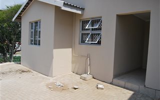 2 Bedroom Flat in Amanzimtoti