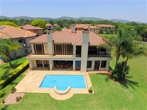 5 Bed House in Westlake Estate