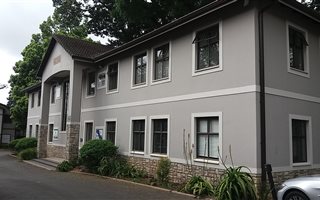 115 m² Commercial space in Kloof