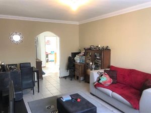 2 Bed Apartment in Rynfield