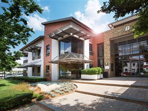 198 m² Office Space in Greenstone Hill