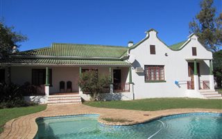 513 ha Farm in Alexandria