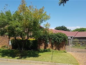 4 Bed House in Isandovale