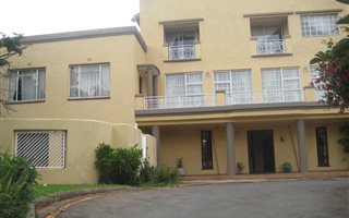 4 Bedroom House in Linmeyer