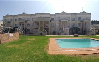 1 Bedroom Apartment in Kanoniers Park
