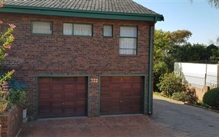 4 Bedroom House in Erasmusrand