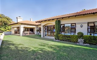 4 Bedroom House in Dainfern Ridge