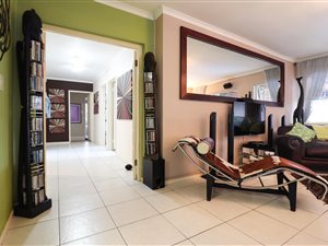 4 Bed House in Protea Valley