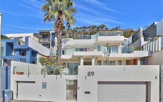4 Bedroom House in Green Point