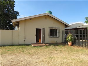 1 Bed Garden Cottage in Glen Austin