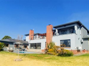5 Bed House in Poortview