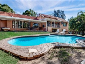 3 Bed House in Fontainebleau