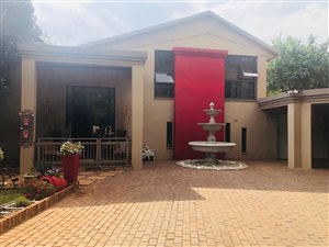 5 Bed House in Larrendale