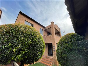 2 Bed Apartment in Faerie Glen