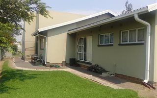 3 Bedroom House in Thistlegrove
