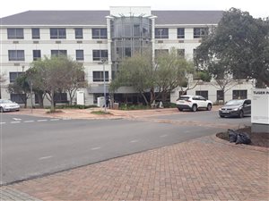 138 m² Commercial space in Tyger Valley