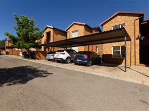 2 Bed Apartment in Honey Park