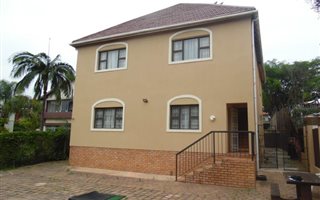 6 Bedroom House in Glenwood