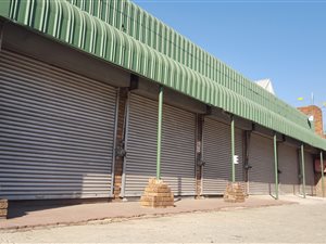 450 m² Industrial space in Roodekop