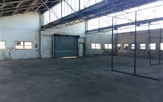 2151 m² Industrial space in Deal Party