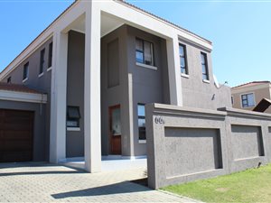 4 Bed House in Blue Hills