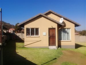 2 Bed Townhouse in Naturena