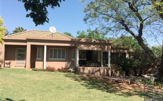 3 Bedroom House in Emmarentia
