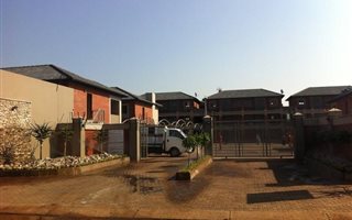 2 Bedroom Apartment in Booysens