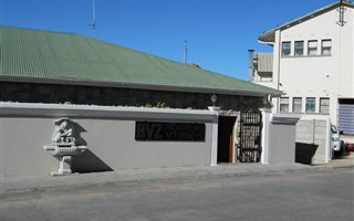 110 m² Office Space in Springbok