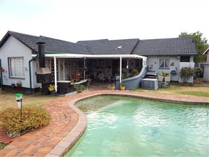 3 Bed House in Dan Pienaarville