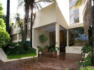 3 Bed Apartment in Melrose Estate