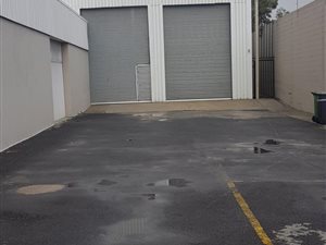 1300 m² Industrial space in Airport Industria