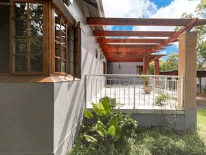 3 Bed House in Greenside East
