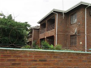 2 Bed Apartment in Scottburgh Central