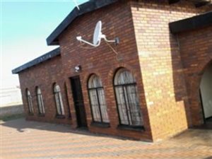 3 Bed House in Vosloorus