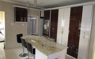 3 Bedroom House in Mackenzie Park