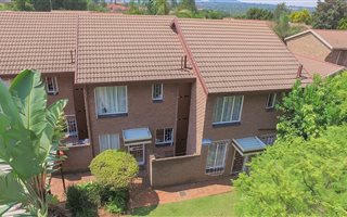 2 Bedroom Townhouse in Moreleta Park