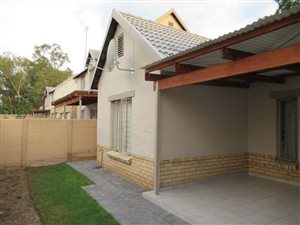 3 Bed Townhouse in Willow Park Manor