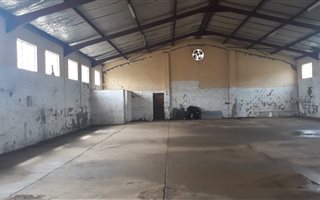 943 m² Commercial space in Estcourt