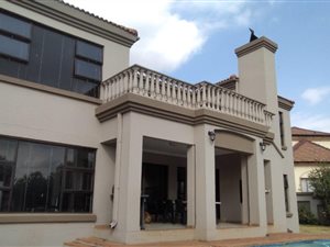 3 Bed House in Ruimsig